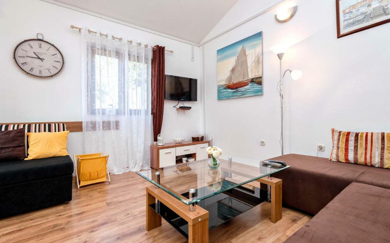 Apartmani Zlataric Stari Grad  Esterno foto